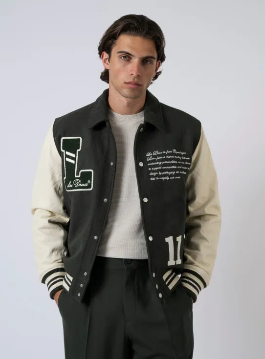 252-VARSITY 1000587